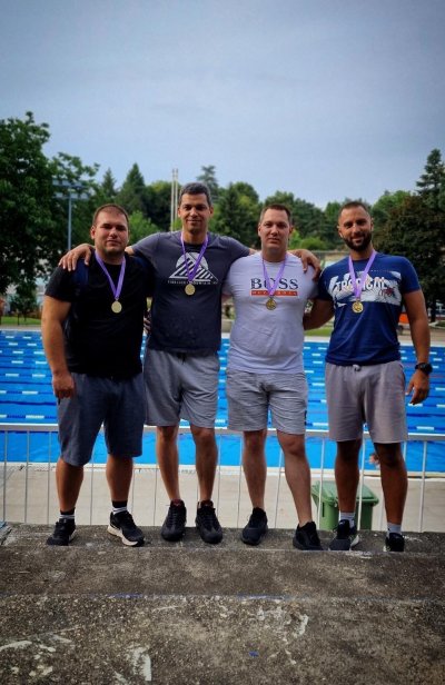Prvak Srbije na Mesters prvenstvu u plivanju