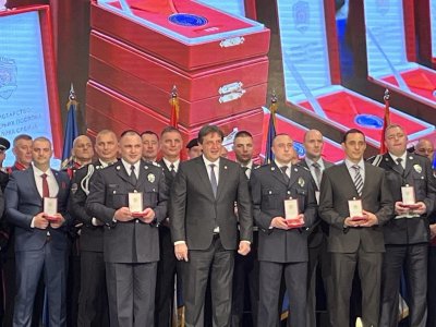 PREDSEDAVAJUĆI PREDSEDNIŠTVA NA SVEČANOJ AKADEMIJI U SOPOTU